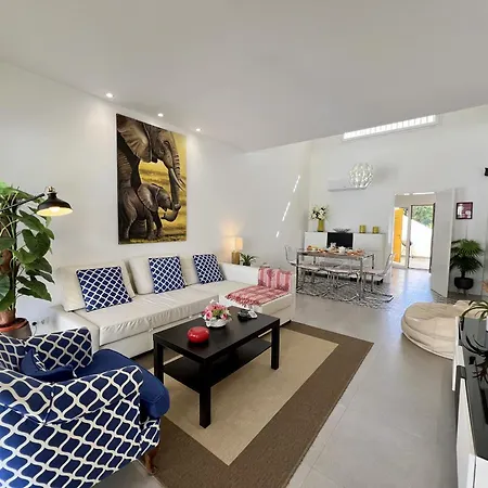 Club 2 With Pool By Homing * Vilamoura