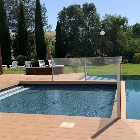 Club 2 With Pool By Homing * וילהמורה