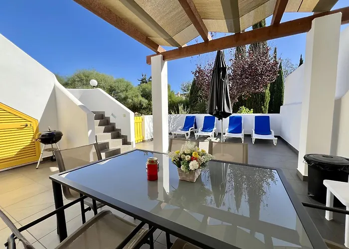 Club 2 With Pool By Homing Vilamoura